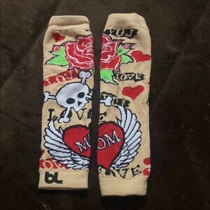 Tattoo Style Beige Socks with Heart and Skull Design
